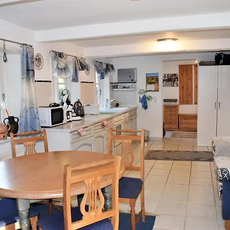 Holiday home Auszeit Unter Reet Bordelum